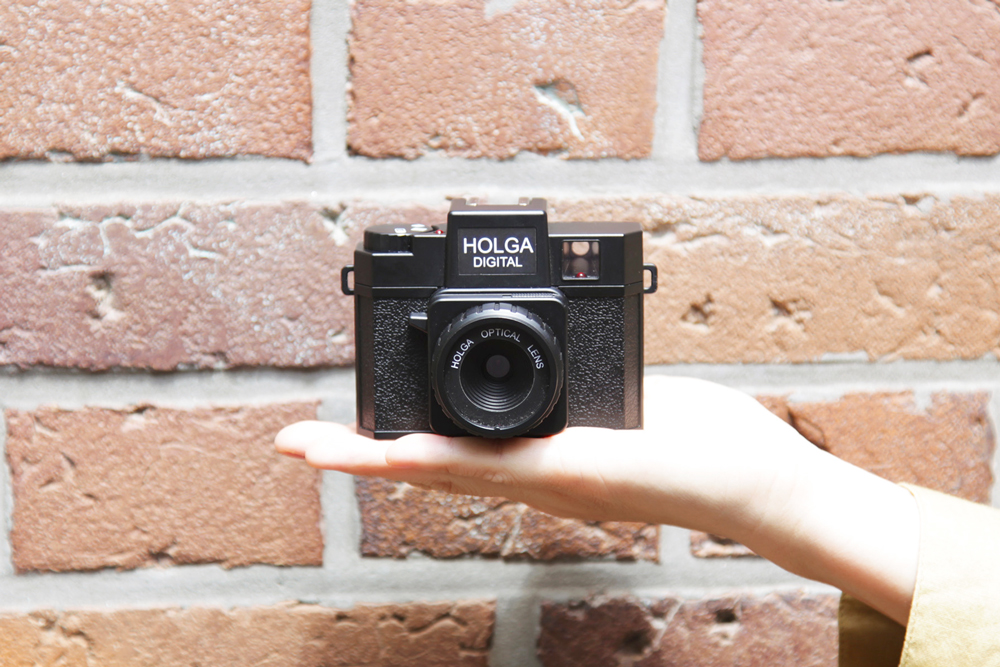 進化したトイカメラ「Holga Digital」入荷しました！ | on and on blog