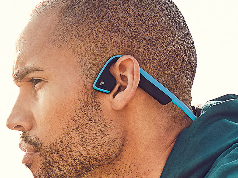 耳を塞がずに聴ける、骨伝導の防水Bluetoothヘッドフォン「TREKZ