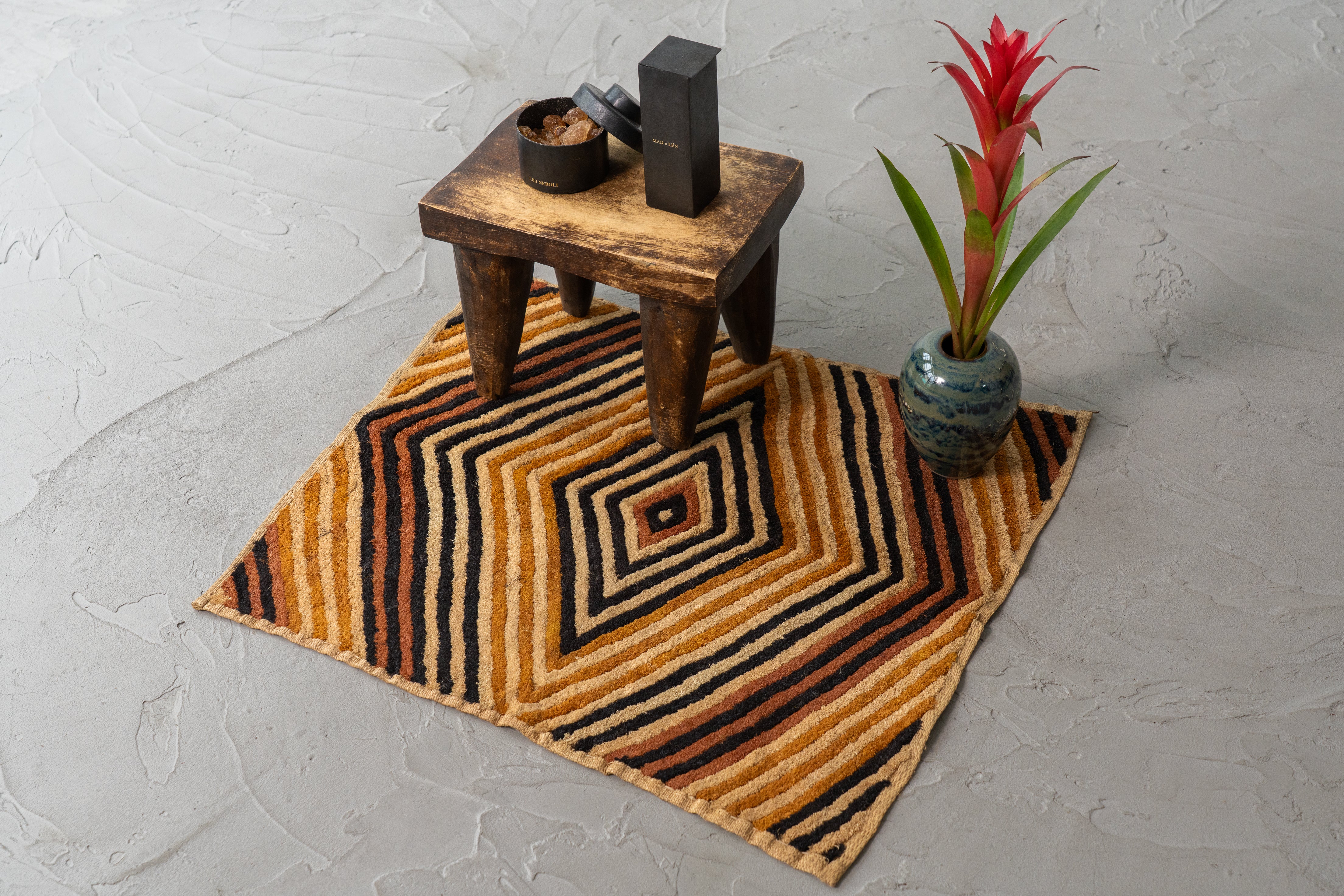 クバ王国伝統のクバクロス-KUBA TEXTILES】クバ布-草ビロード