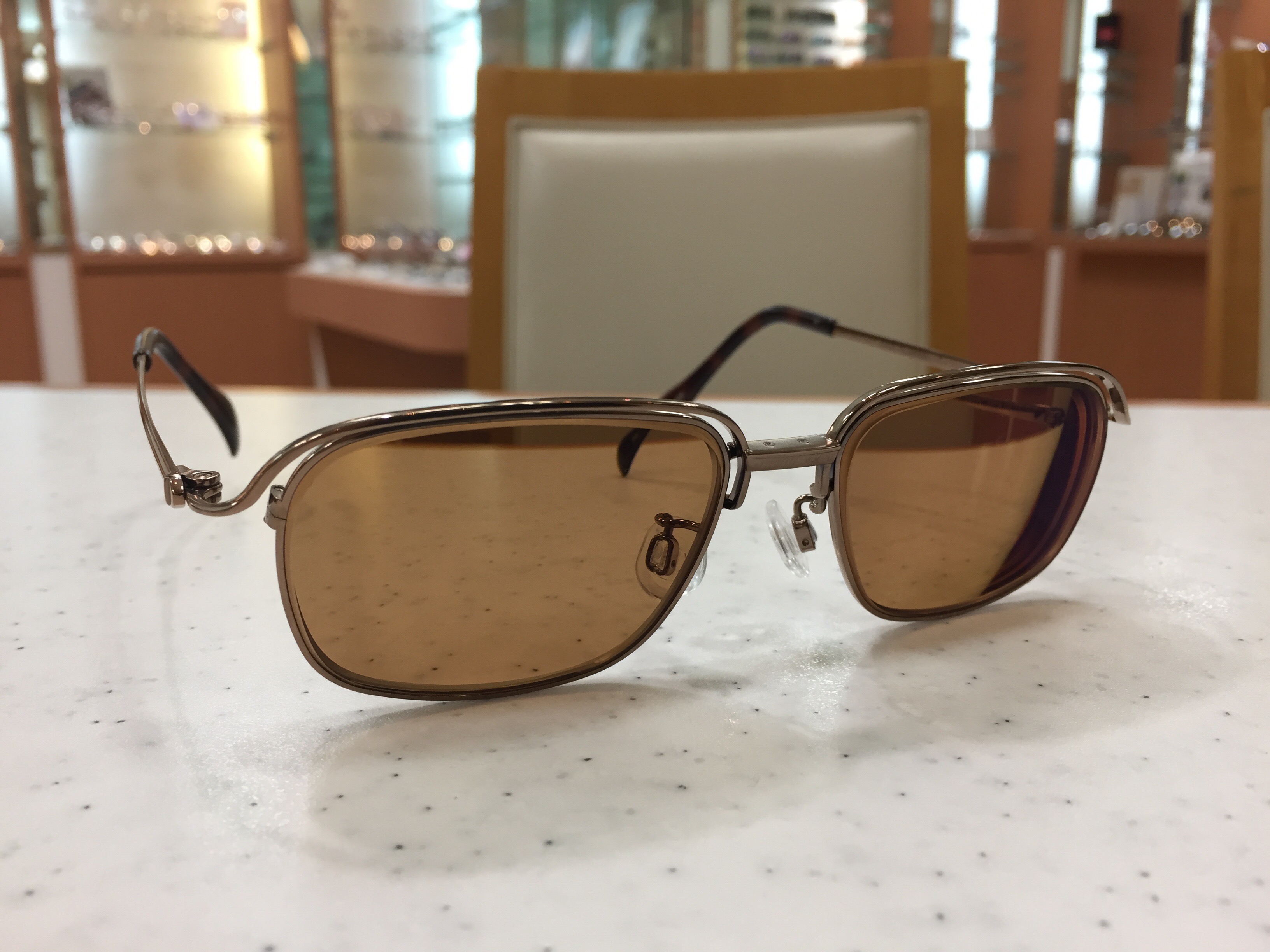 釣りで使う跳ね上げめがね×TALEX【タレックス】偏光サングラス×遠近