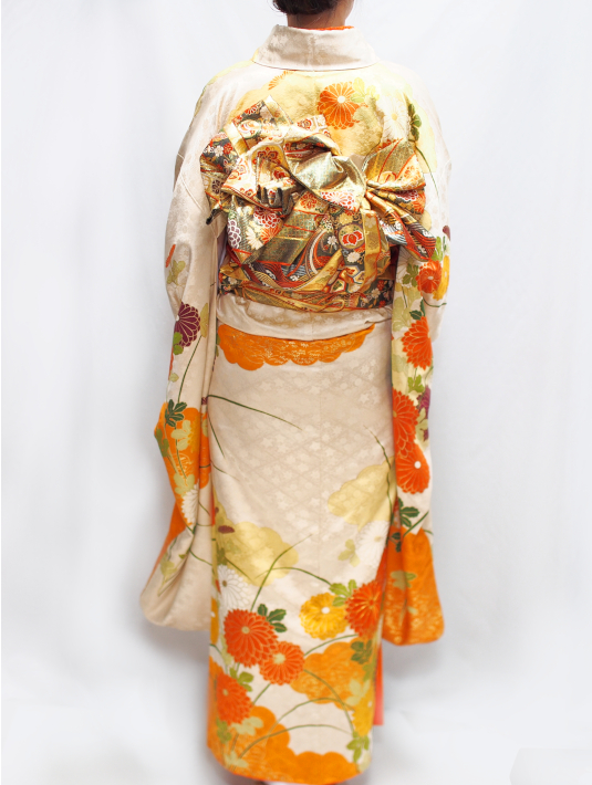 222正絹白古典オレンジ振袖 - 呉服下村屋 レンタル着物アシスト