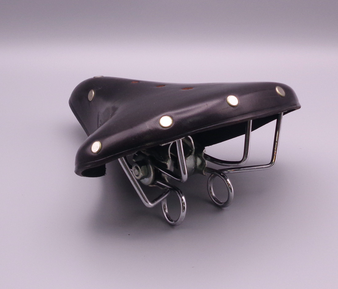 たまてばこあけちゃったNo.001] 藤田サドル｜BELT | 神金自転車商会