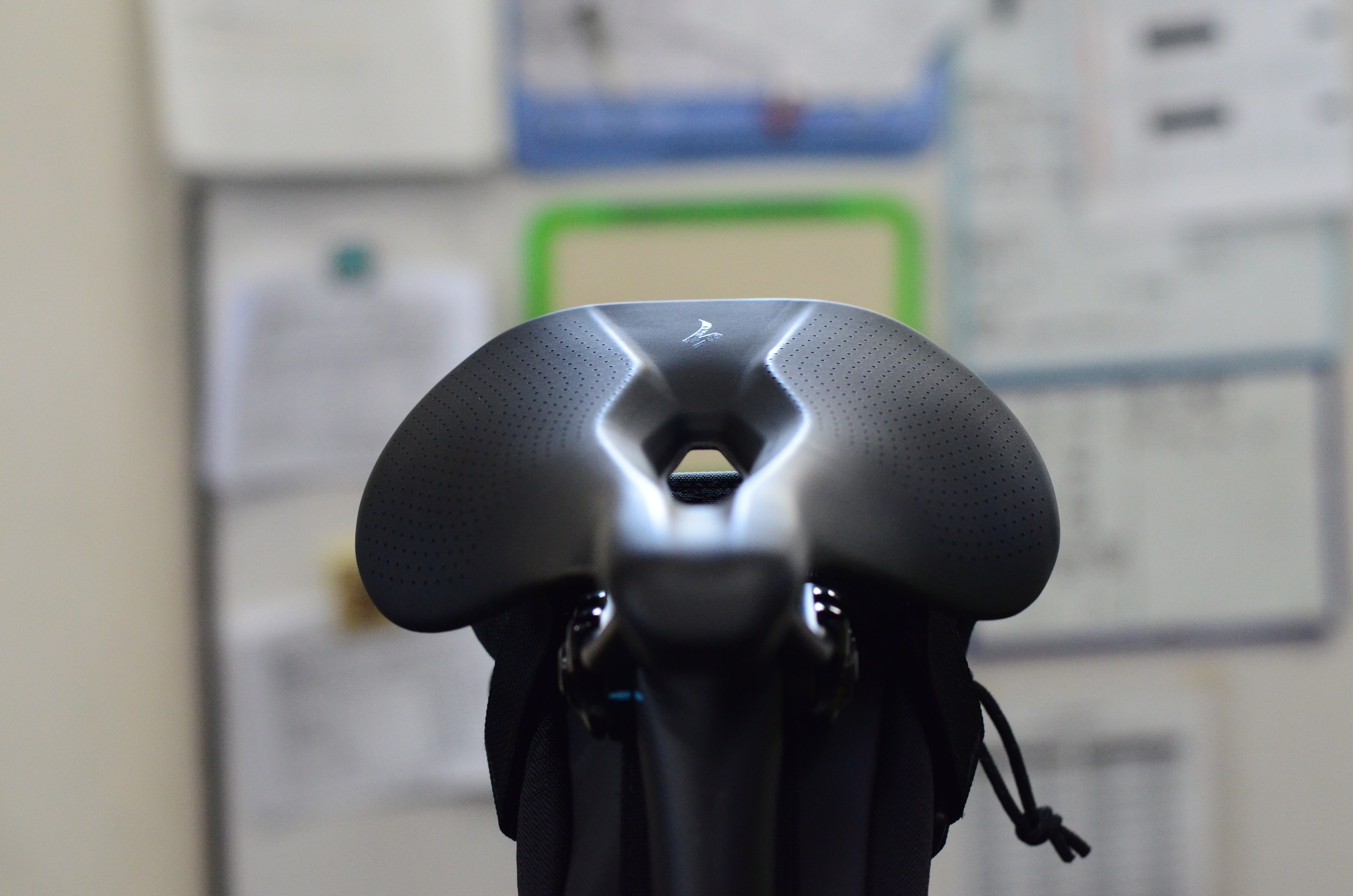 サドルインプレ】Specialized Power Arc Expert！ - サンワ スタッフブログ