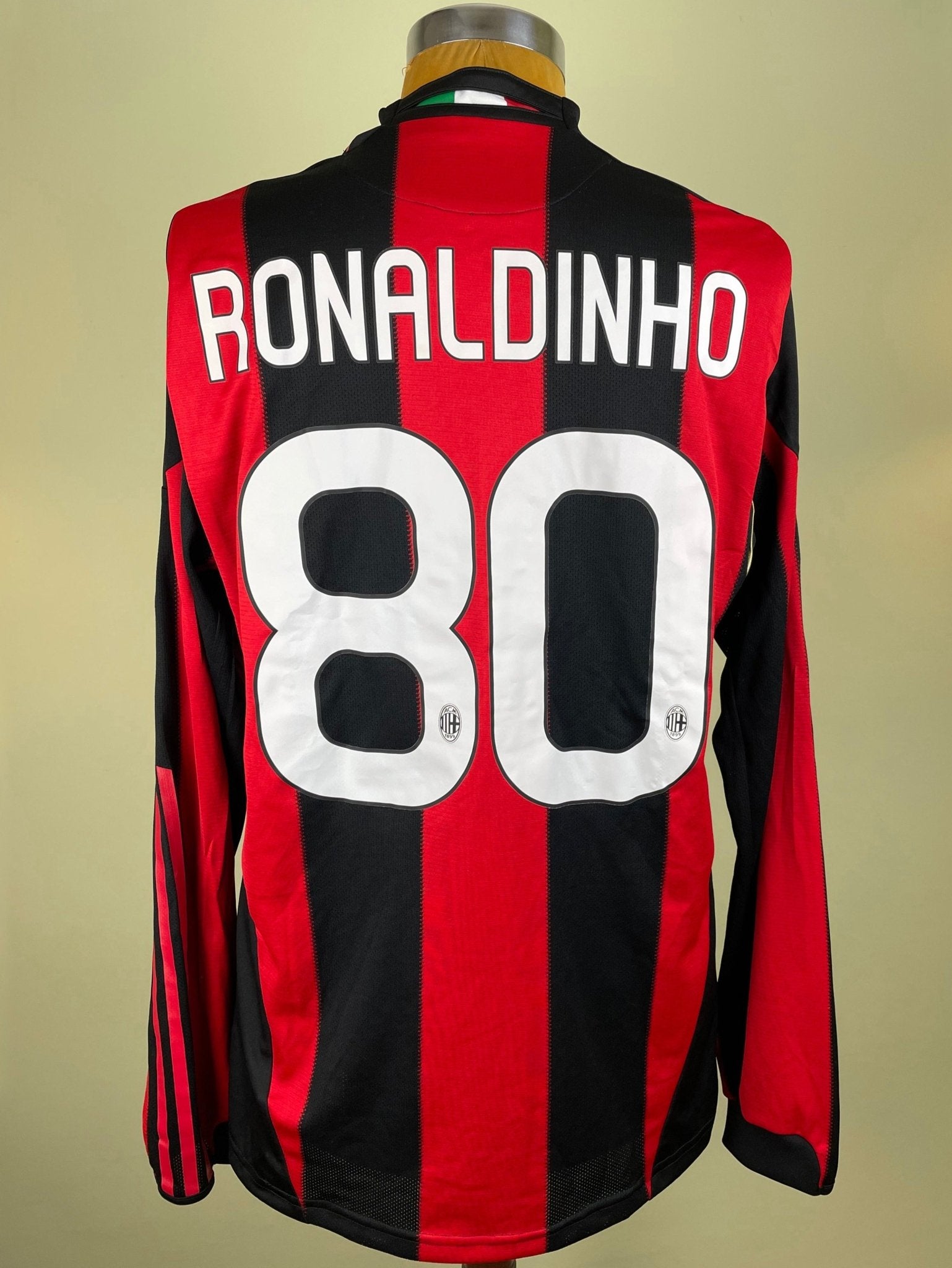 AC Milan 2010/11 Home – Match-Worn Shirt – Ronaldinho – Adidas