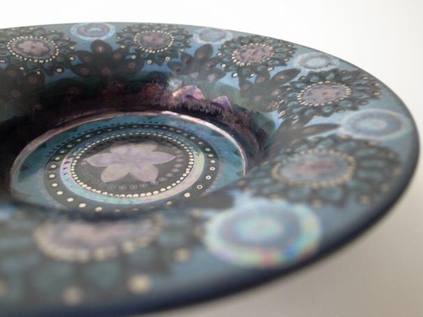 Arabia Hilkka Liisa Ahola Design Plate sold | FEM TRE NOLL