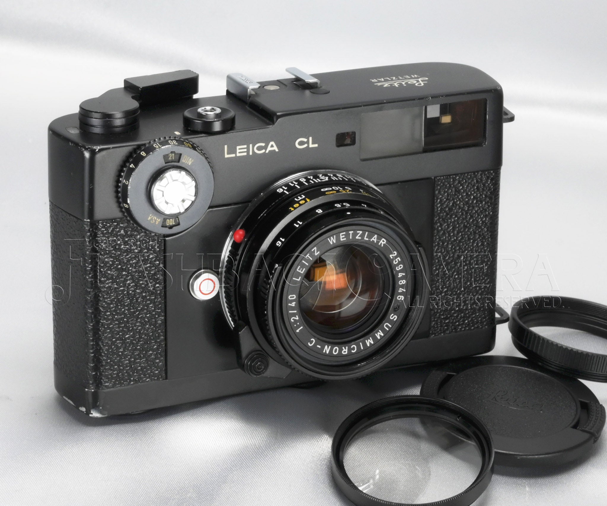 Leica CL + Summicron-C 40mm f2 – FLASHBACK CAMERA