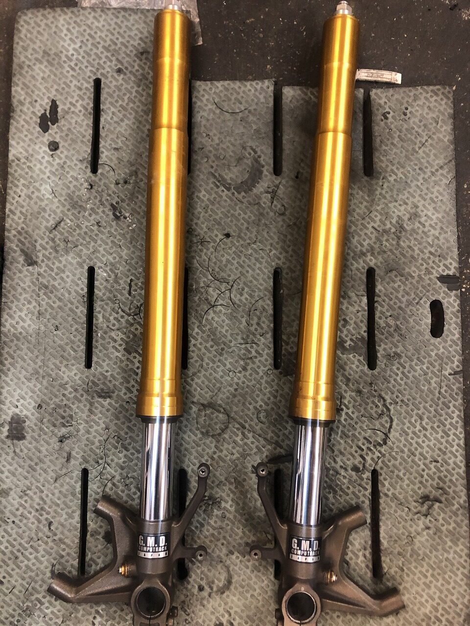 GMD神戸【作業事例】 カワサキ ZX-6R フロントフォークOH - GMD