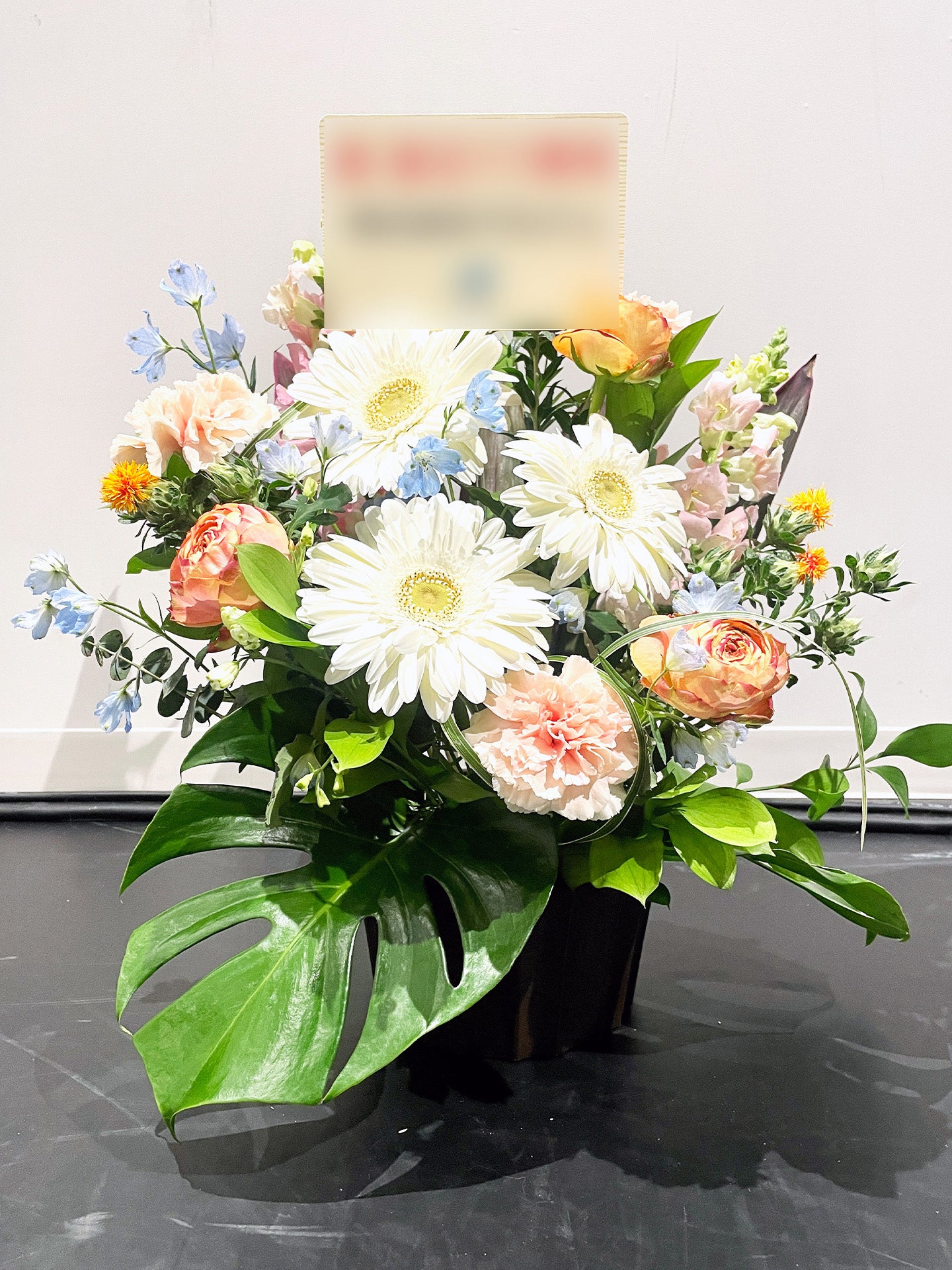 スタンダードアレンジメントフラワー(ホワイトガーベラ