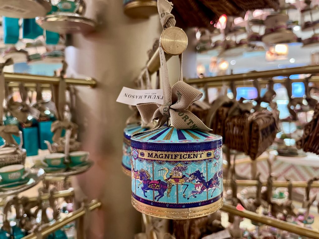 イギリス土産】フォートナム・アンド・メイソン 2024年クリスマス