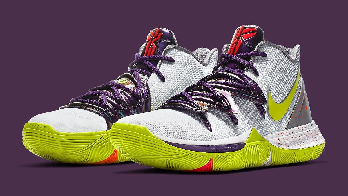 Official Look at the 'Mamba Mentality' Kyrie 5s Dropping for Mamba