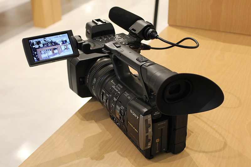 SONY 新型NXCAMメモリーカムコーダー HXR-NX3をPROGEAR半蔵門にて展示