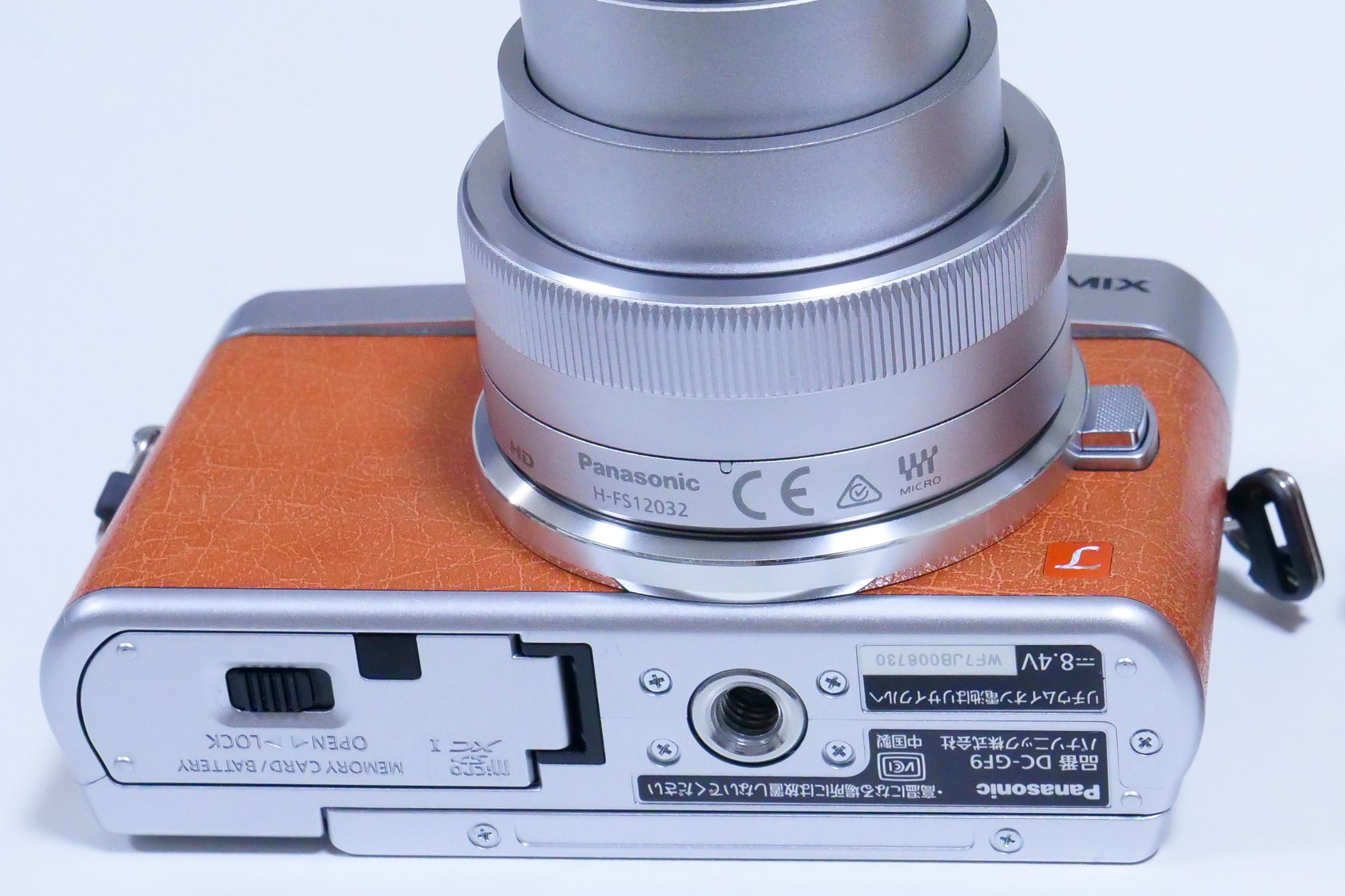 ルミックスGF9とGF10/GF90・新旧2機種の違いは？外観上の比較 | Lumix