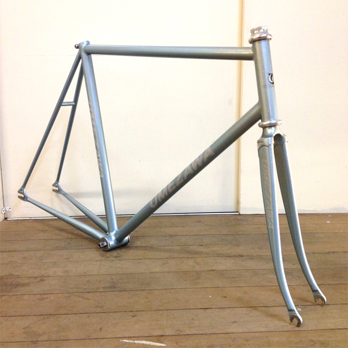 UMEZAWA & MAKINO | Tokyo hippies mart