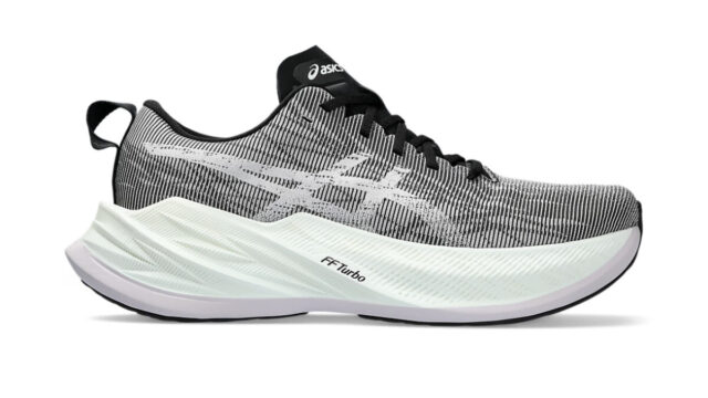 レビュー情報】アシックススーパーブラスト（SUPERBLAST）｜ランde部