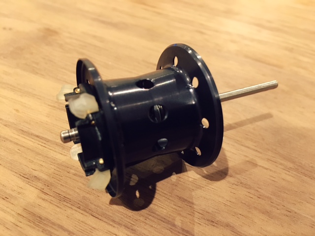 巻きの釣りにも良いシマノのベイトリール「16メタニウムMGL」インプレ