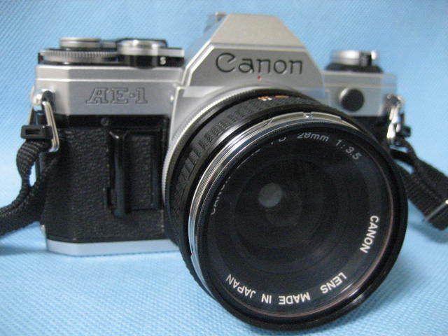 37年目の連写一眼 Canon AE-1 + POWER WINDER A | nico nicoのブログ