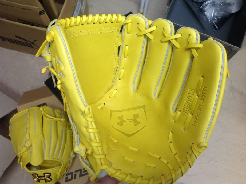 巨人・澤村拓一投手モデルのアンダーアーマーグラブ | ベースボール