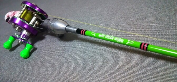 FROG GUN-DEENI SPIDER STICK ！ | トップウォーター ～水の中の天井～