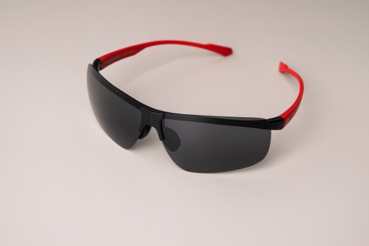 スポーツサングラスChange Master 偏光レンズ（赤黒フレーム