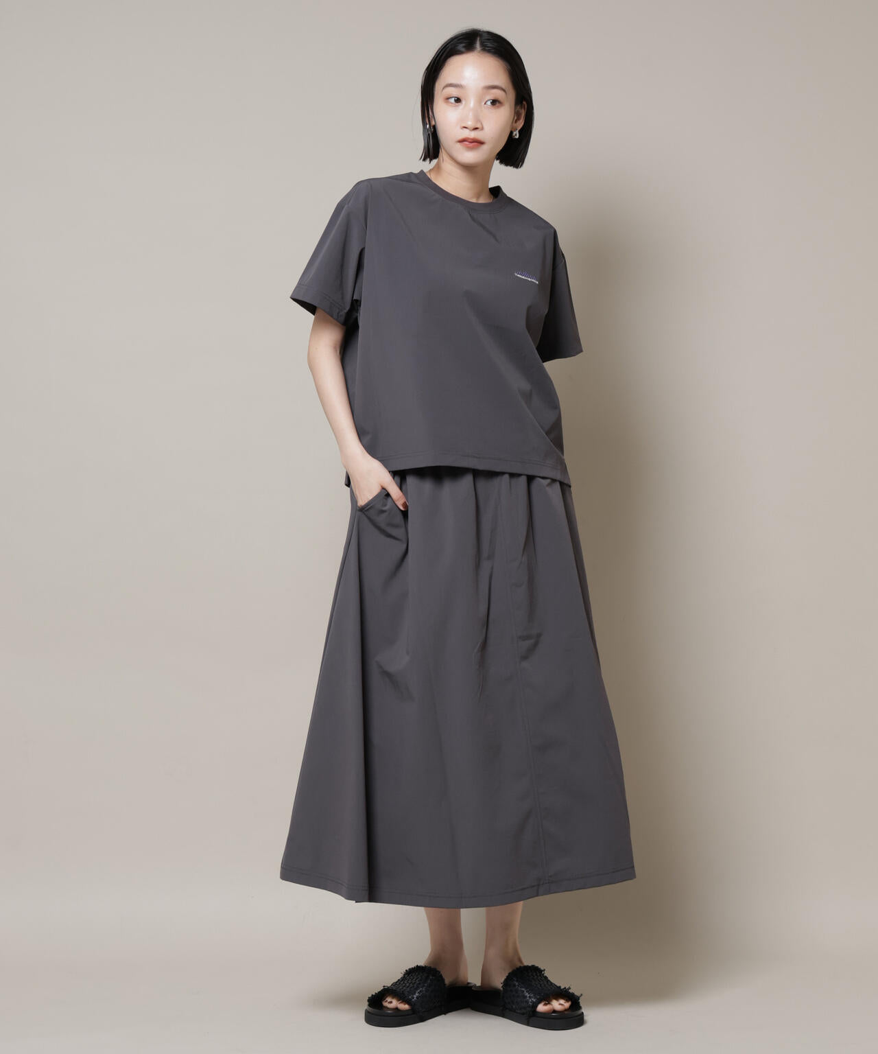 THOUSAND MILE / ショートスリーブ Tシャツ スカート セット