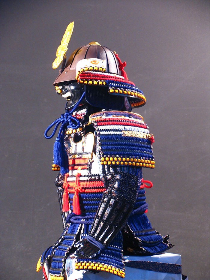 鎧兜甲冑 端午の節句鎧 五月人形】当世小札 上杉謙信 稚児鎧 | 甲冑