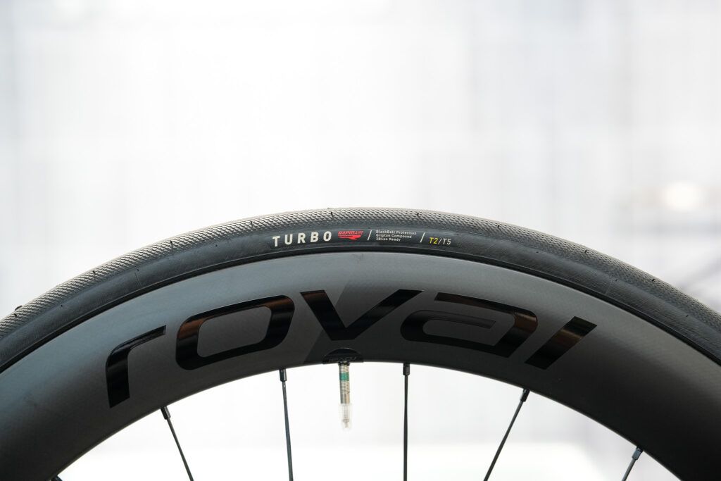 チューブレスレディタイヤS-WORKS TURBO RAPIDAIR 2BLISS READY 入荷