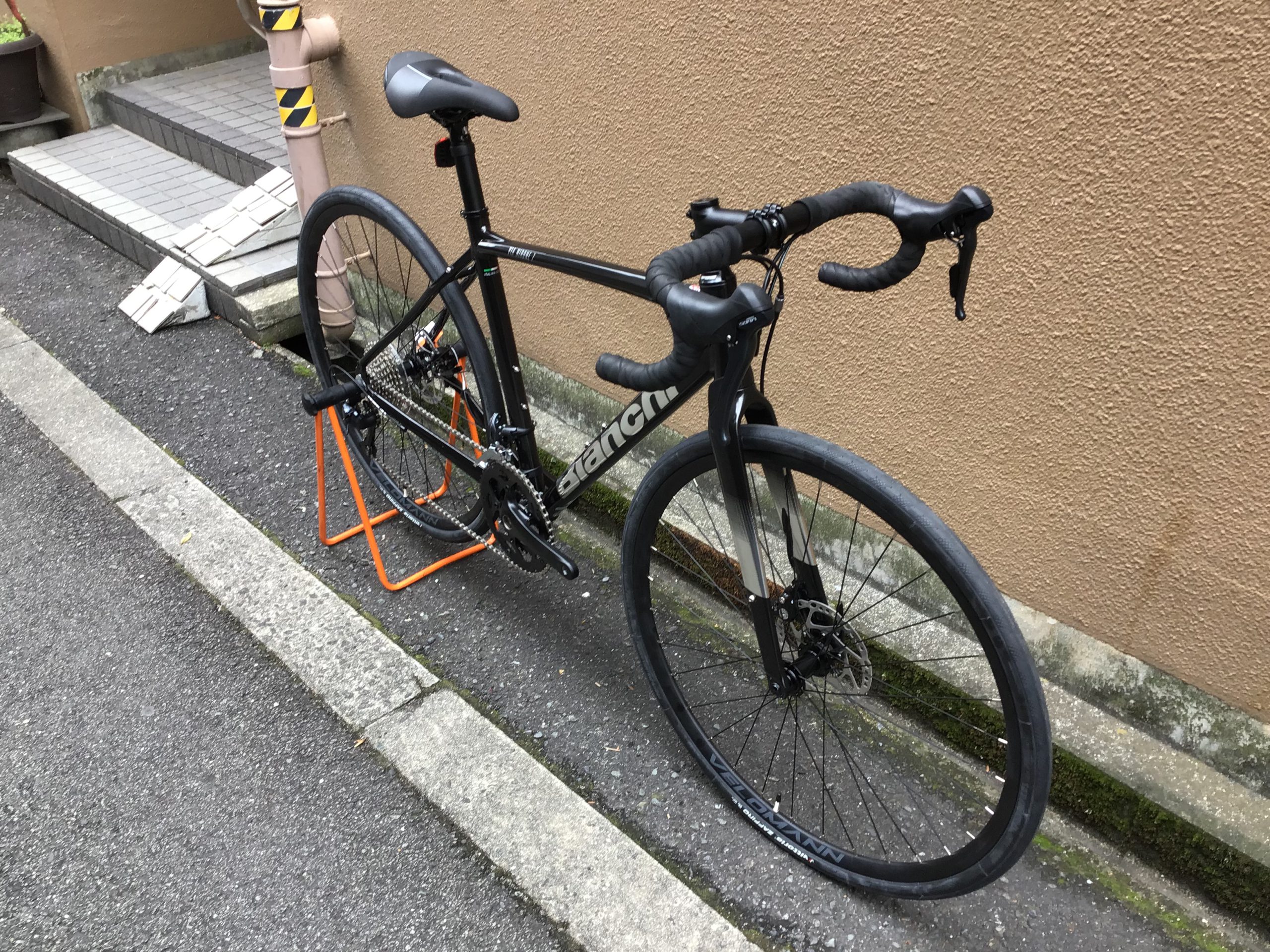 2025 Bianchi VIA NIRONE 7 SORA DISC 530mm ブラック | トモダ