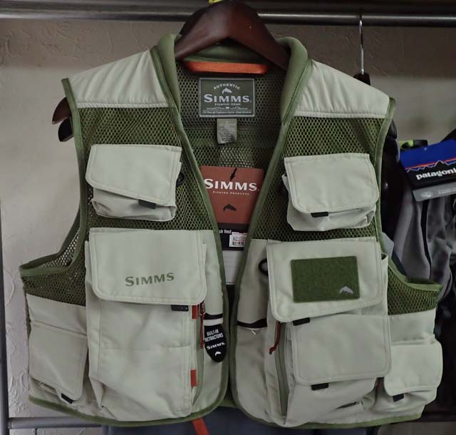 フィッシング・ウエアー ＞ ベスト ＞ SIMMS バーチカルメッシュベスト