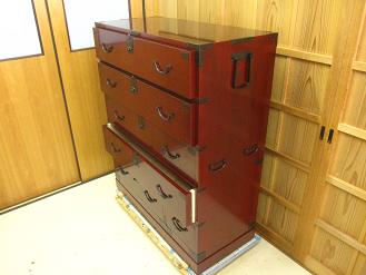 漆塗り箪笥桐たんす和家具製作と漆塗り京都の大東漆木工