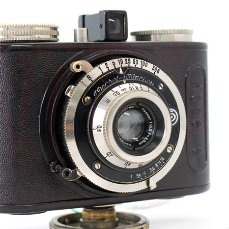 コレレKとレフレックスコレレ。 | 今月のひとこと | クラシックカメラ