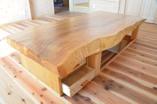 トチ一枚板座卓-掘りごたつ仕様- (明和町K様邸) | 無垢一枚板テーブル