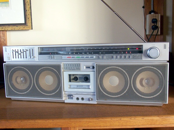 秘密基地のオーディオ部門（平成20年から～）大改革: 平成のラジカセ音