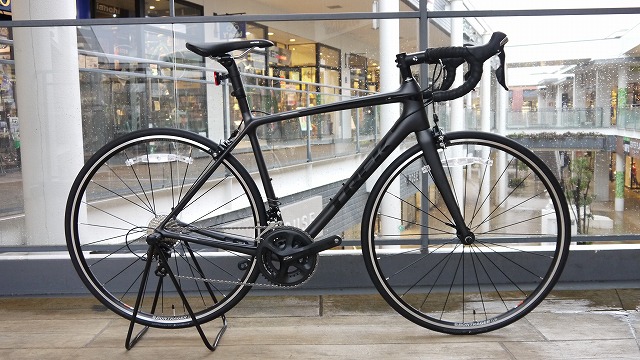 今週の目玉品】サイズ54cmのカーボンロード！ 2018 TREK EMONDA SL5