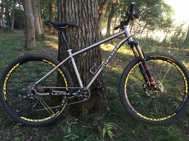STAFF BIKE】チタニウムは永遠の輝き~その②~ | 新宿でスポーツ