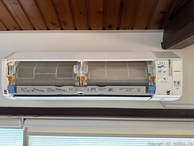 ダイキンAJT40ZCP（2022）の分解掃除|お掃除機能付きエアコンクリーニング