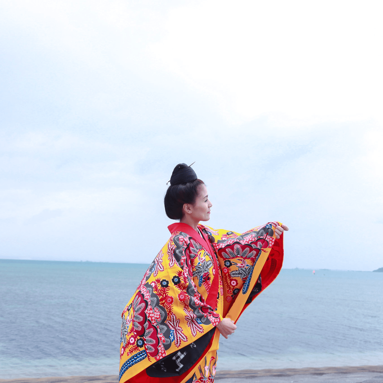 レンタル】紅型打掛「一越松柄」