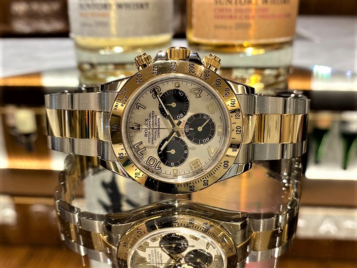 コンビの白黒パンダ。REF:116523 - QUARK SALON OSAKA blog