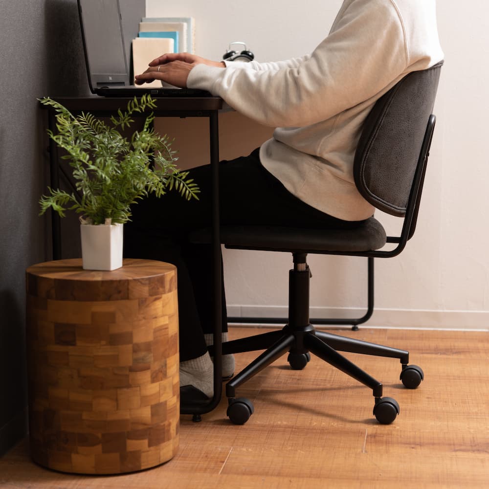 東谷 デスクチェア ブラック PC-79BK｜うさマートジャパンサービス株式