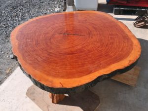 一枚板テーブルの買取 | 出張リサイクルショップ24時│水戸・茨城全域