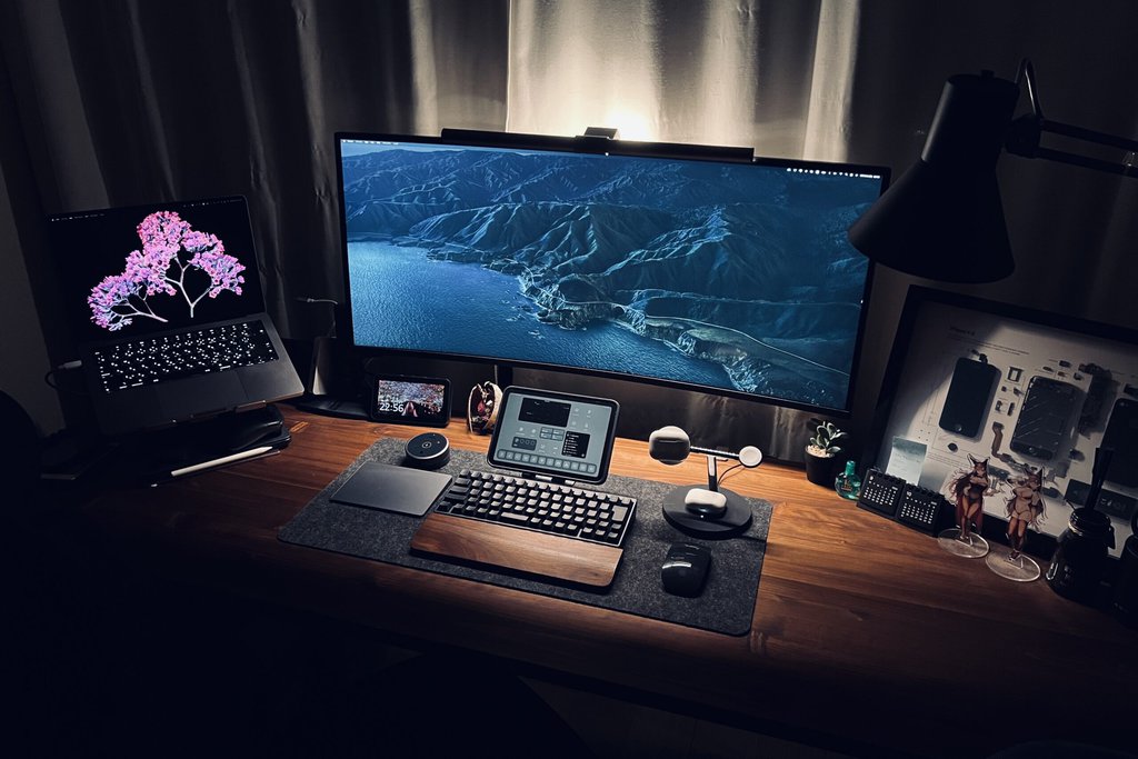 BenQ ScreenBar Haloレビュー！デスクライトとの違いは？使用感まとめ