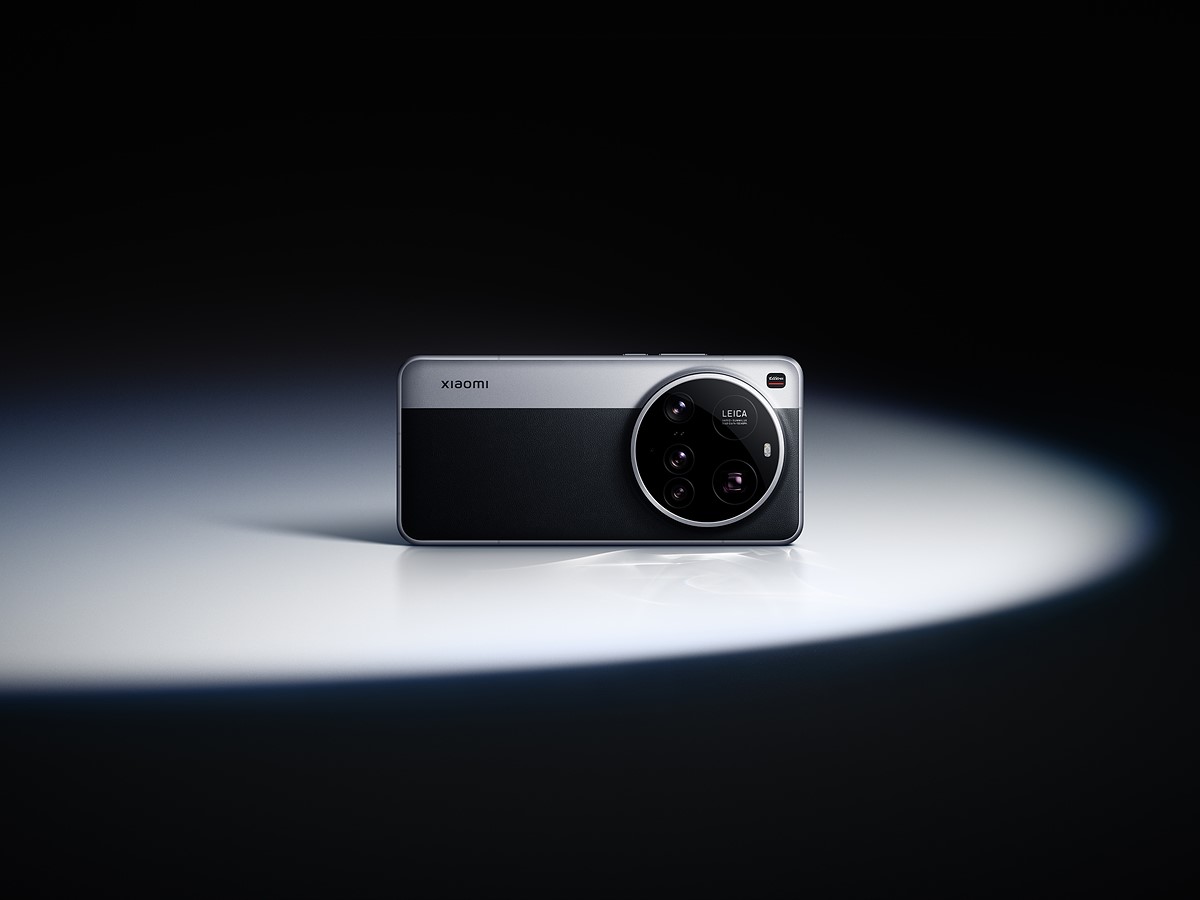 xiaomi-15-ultra-smartphone.jpeg