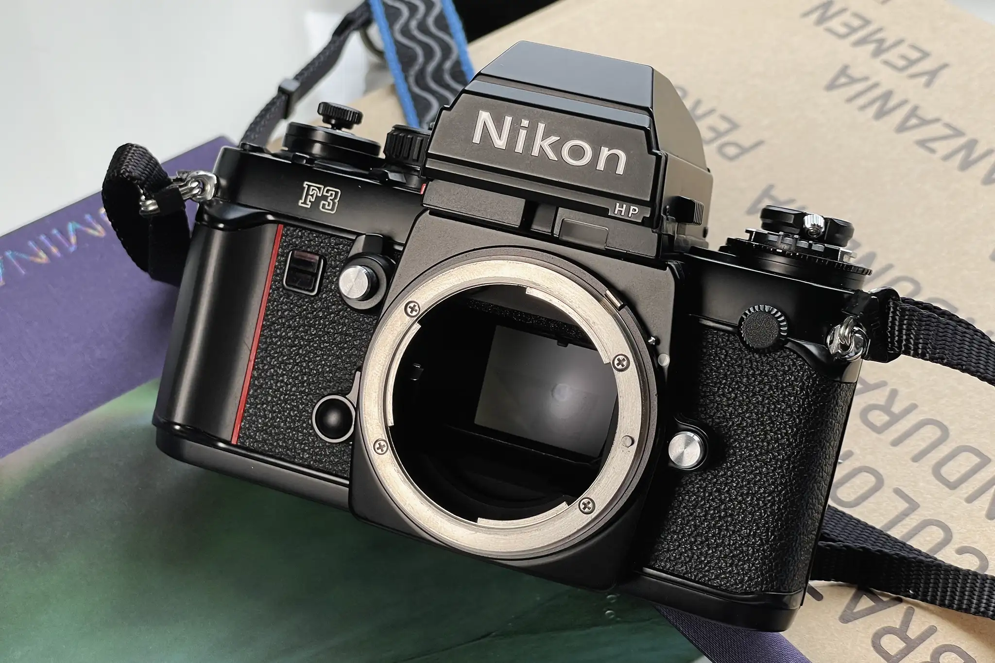 Nikon F3 HP Film SLR Review: Why This Beauty Still Matters - Tahusa