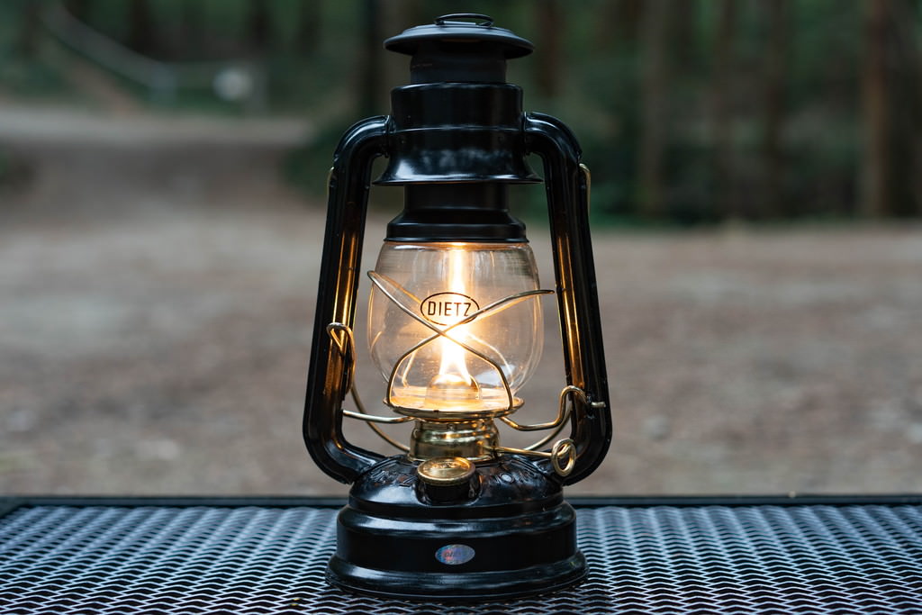 オイルランタン「デイツ78」をレビュー！2年間愛用した感想やおすすめ
