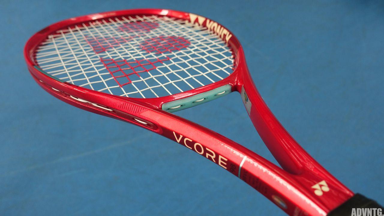 ヨネックス・ブイコア98(2026)は推進力が強くなって球威が出る！YONEX