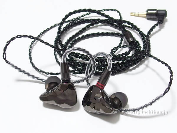 レビュー] IKKO OH10 Obsidian － 落ち着いた柔らかくも明瞭な音色で