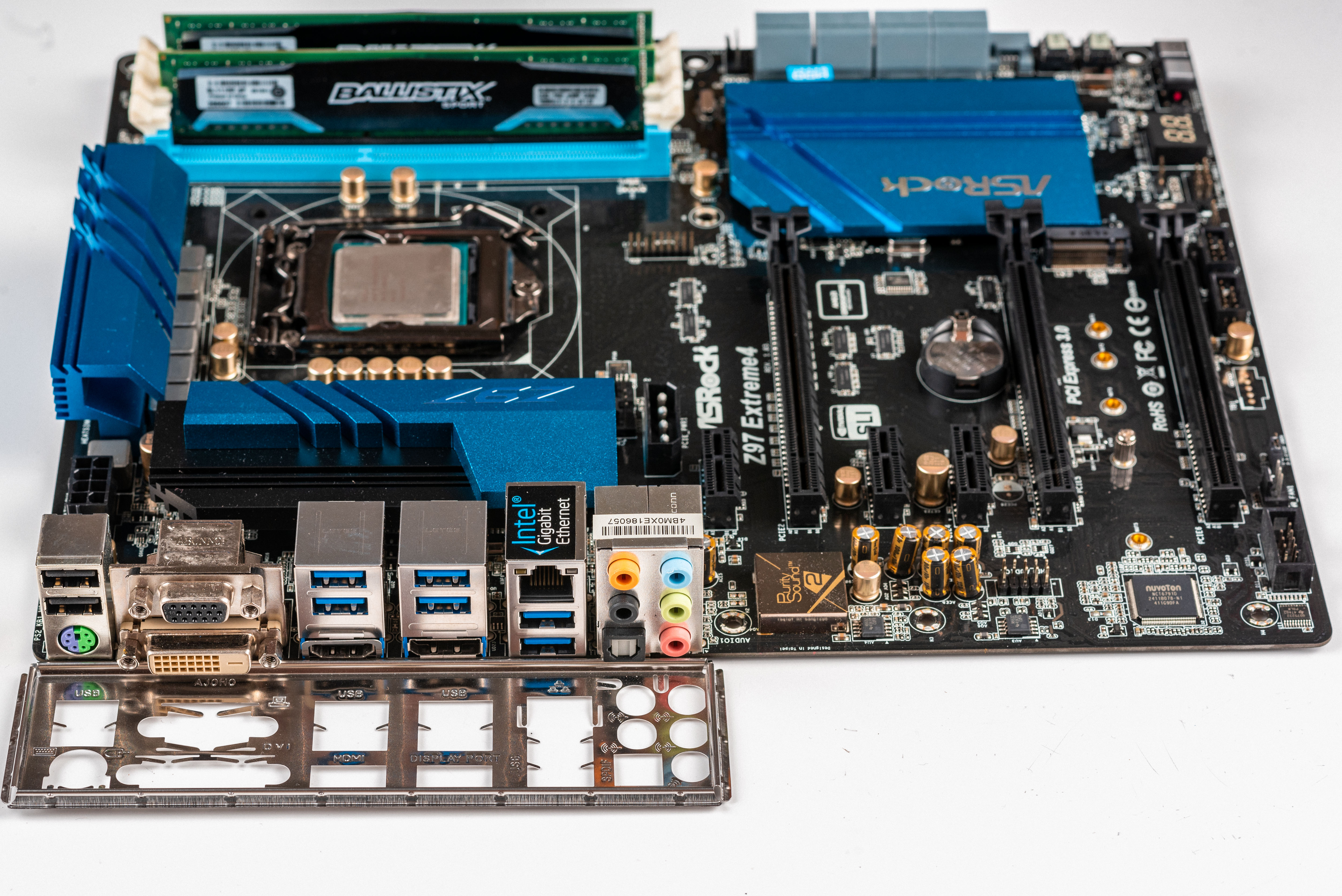 ASRock Z97 Extreme4 (Rev. 1.03) - The Retro Web