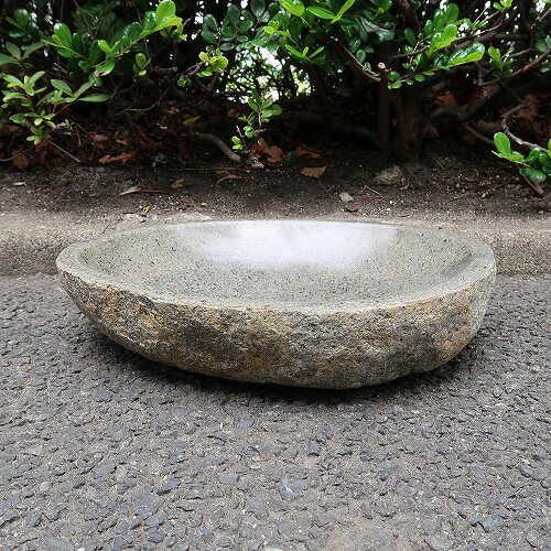 楽天市場】水鉢 石の通販