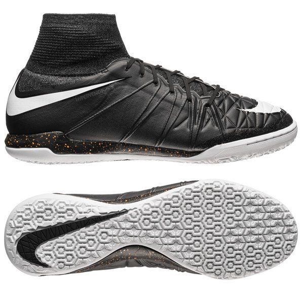 9b2075f7095e.jpg?width=3840&