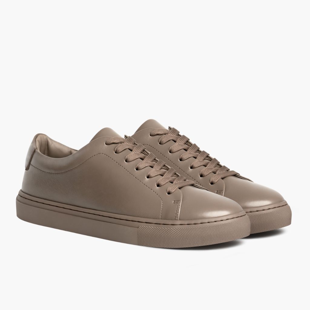 Men's Encore Low Top Sneaker In Taupe Leather - Thursday
