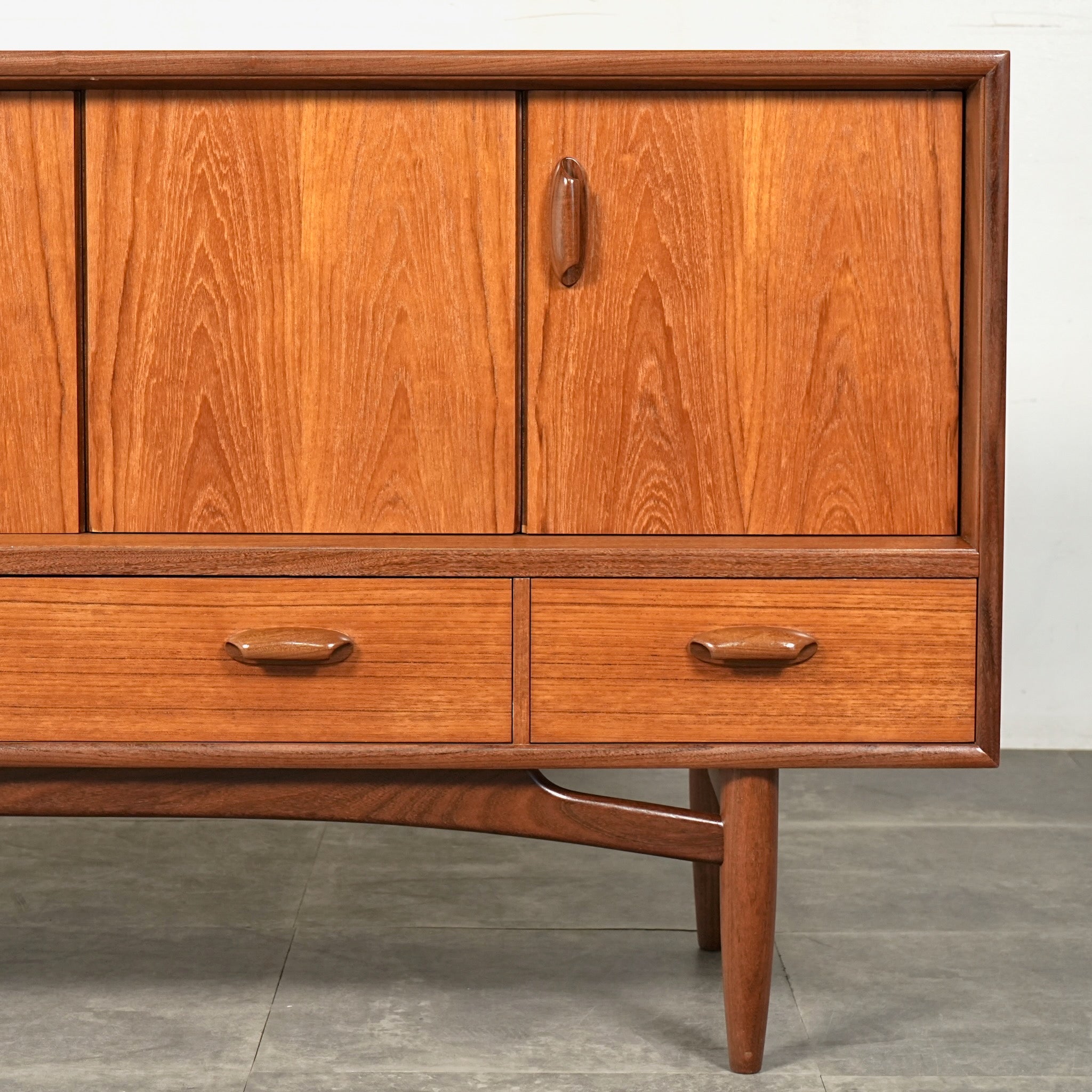 G-PLAN】Brasilia サイドボード – TIME HYPE